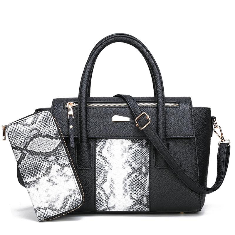 Snake pattern Womens Handbag Fashion Crossbody Bag